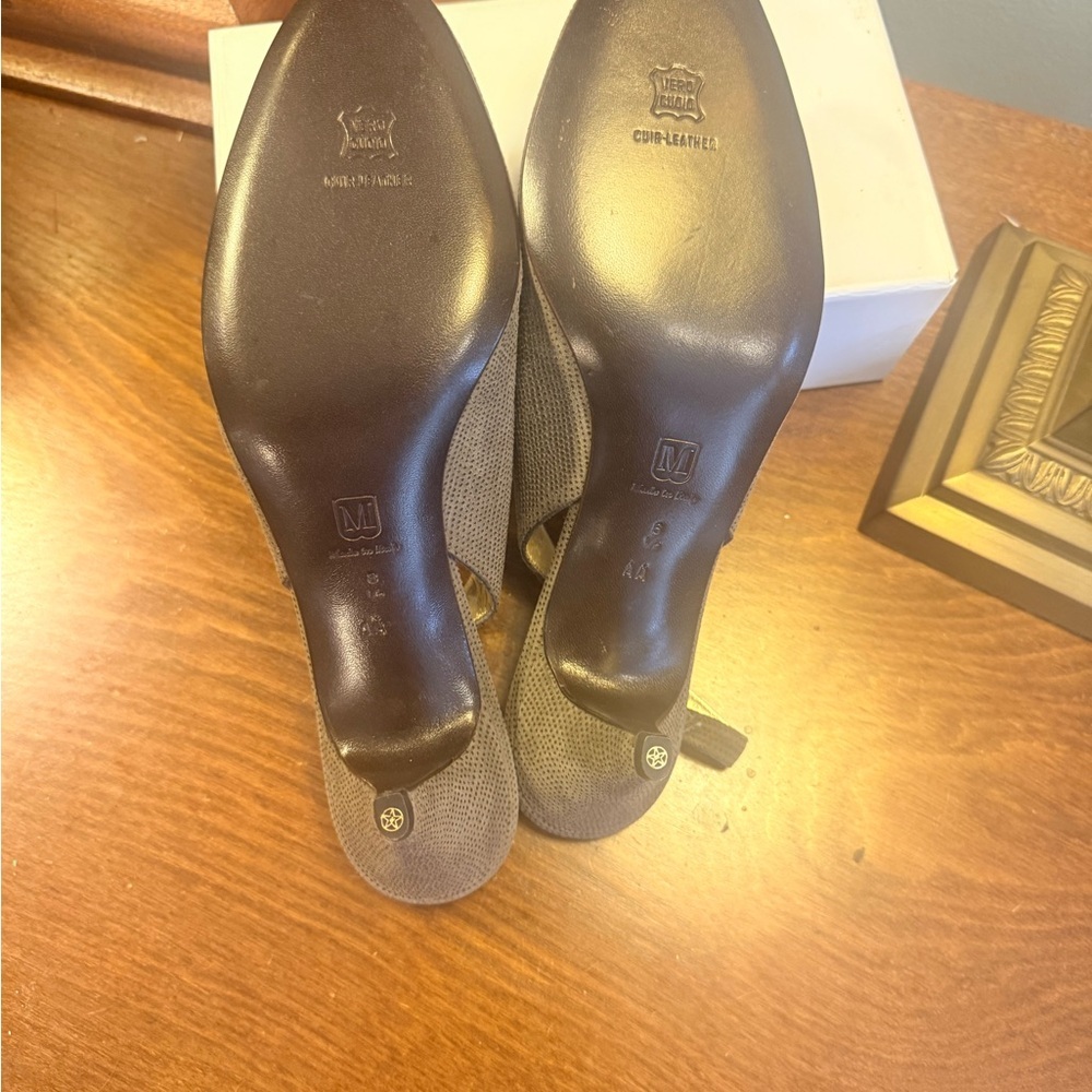 Bruno Magli Lily Taupe Slingback Peep-Toe Heels with Gold Accent Size 8 AA $245 - Picture 11 of 16